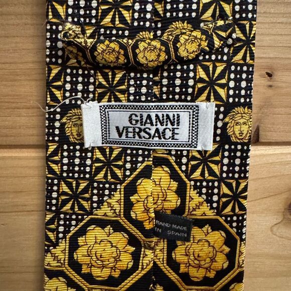 Vintage 90’s Gianni Versace Neiman Marcus Medusa Checker Silk Black Gold Tie - Picture 7 of 10